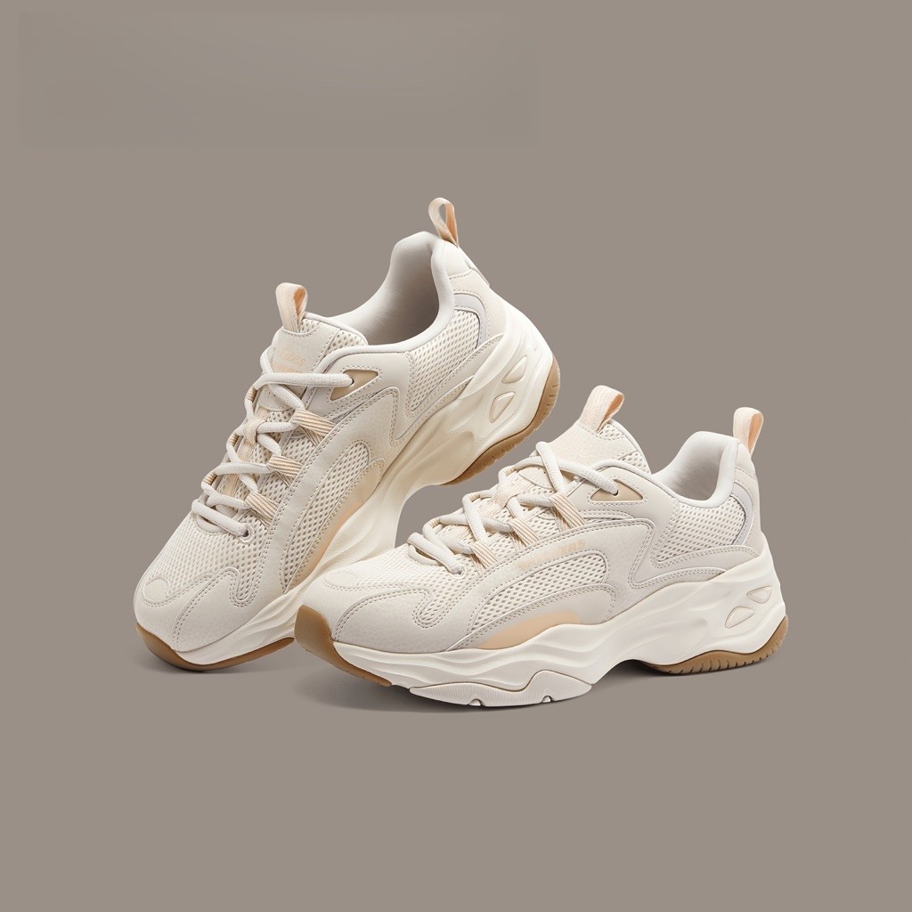 SKECHERS D'LITES AIR-COOLED MEMORY FOAM