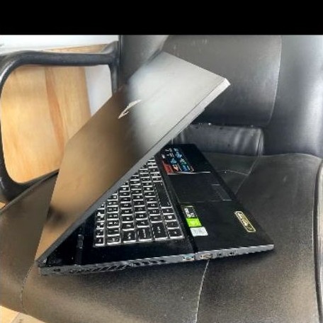 Laptop Gaming Matot core i7 gen 10