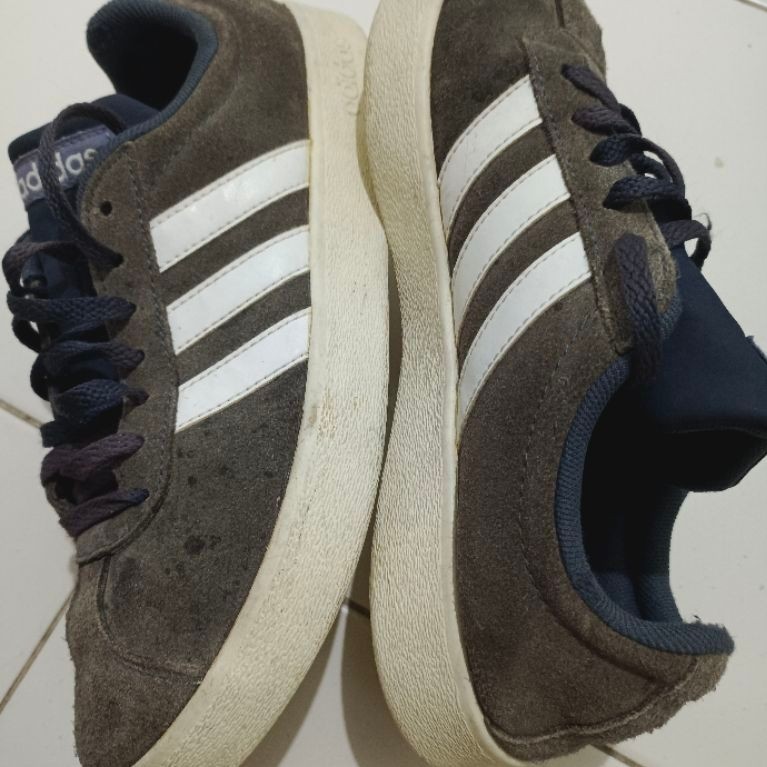 Sepatu second casual 4DID45 GR33N OLI3V3 37 23.5