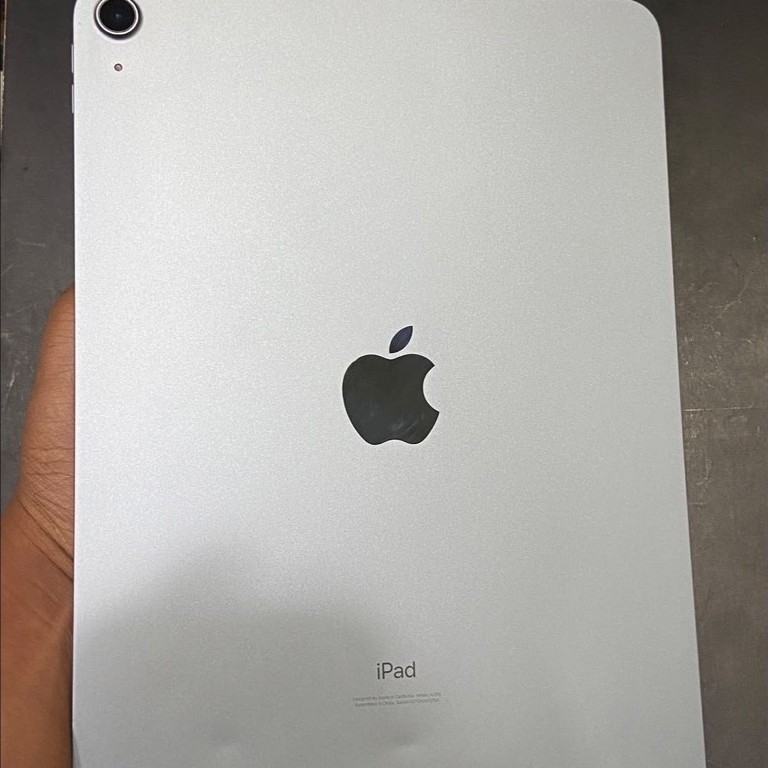 iPad Air 4 256GB inter WiFi Sky Blue  iPadOS 26.5 Chip A14 Bionic | 256GB
