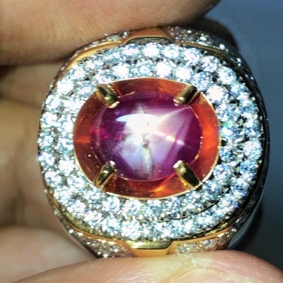 Ruby Star Srilanka NTE 4,17ct