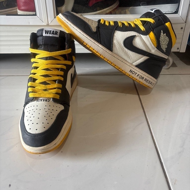 Jordan 1 high “No-Photos Yellow” size 44.5/28.5cm