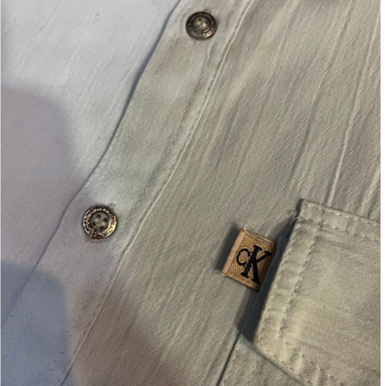 Kemeja Calvin Klein