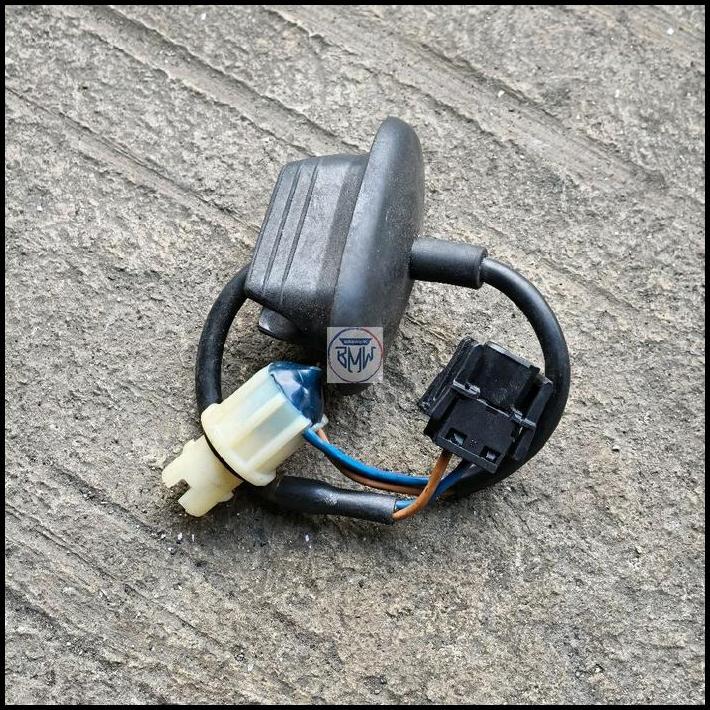 DISKON SOKET LAMPU SEIN FENDER BMW E36 E34 ORIGINAL 