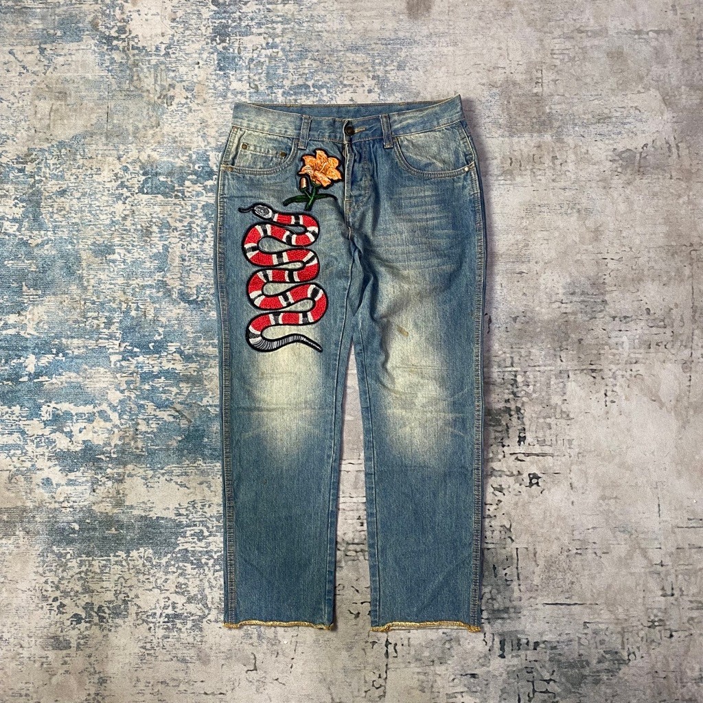 Gucci Snake Embroidered Slim fit Jeans