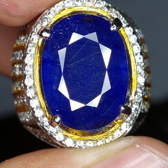Natural blue sapphire madagascar