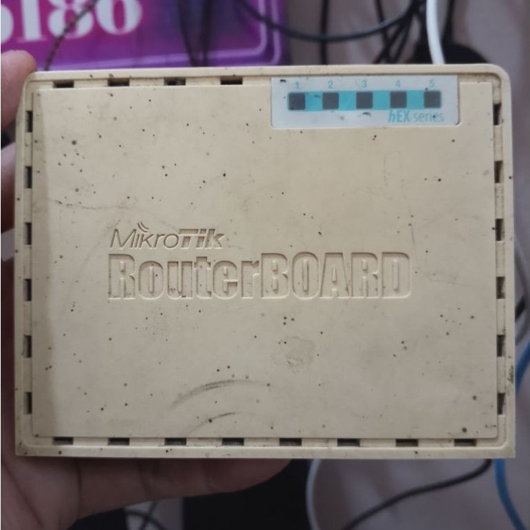 Mikrotik RB750GR3 bekas normal