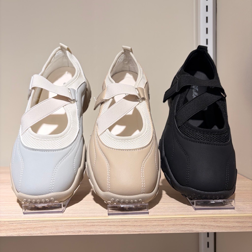 St.Moritz  sepatu sneakers wanita terbaru
