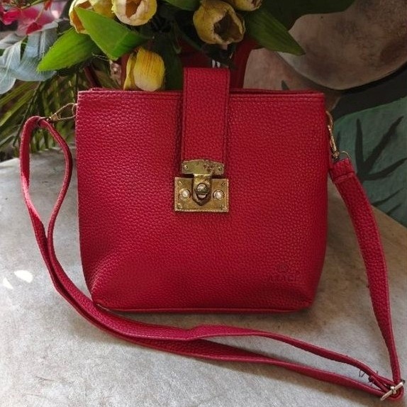 Tas wanita maroon new old stock reject pabrik