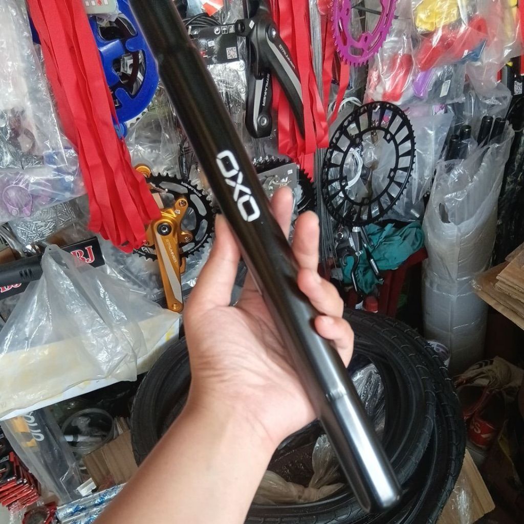 Seatpost 25,4 OXO hitam Seatpost BMX ,Seatpost commuter Seatpost murah besi oxo