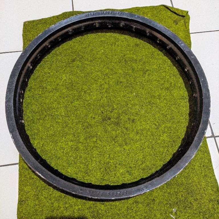 Velg Rossi Italy 160-17 velg Aluminium layak pakai