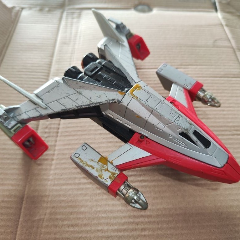 bandai dx ultraman dyna Super GUTS Eagle Alpha Superior chogokin die cast model pesawat tempur besi