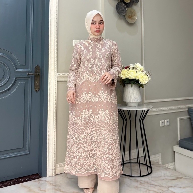 Long tunik organza milky bordir ori mix furimg Marbella twill + fayet Model retliting belakang   ori