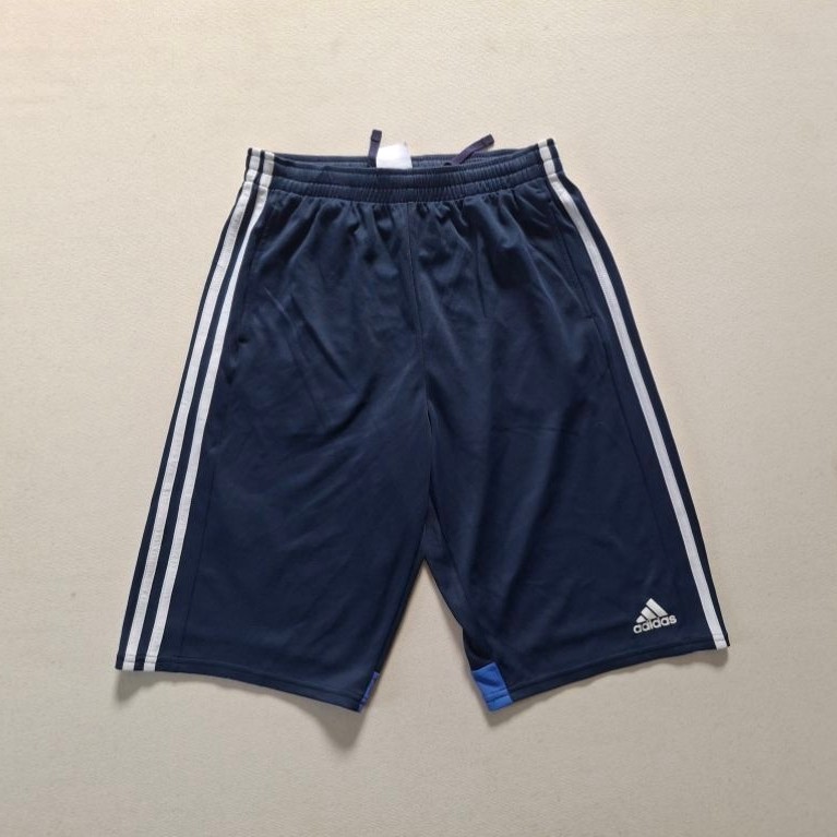 CELANA PENDEK ADIDAS ORIGINAL 100%