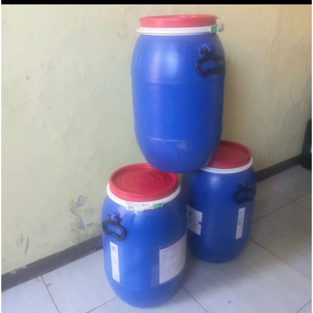 Tong Biru bekas kapasitas 30 Liter