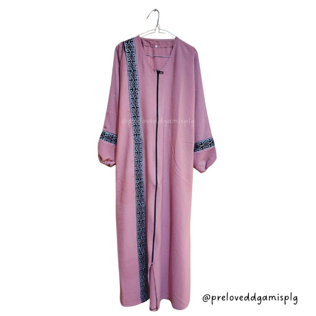 (Preloved) Gamis Muslimah Pink/Long Outer Pink Muslimah