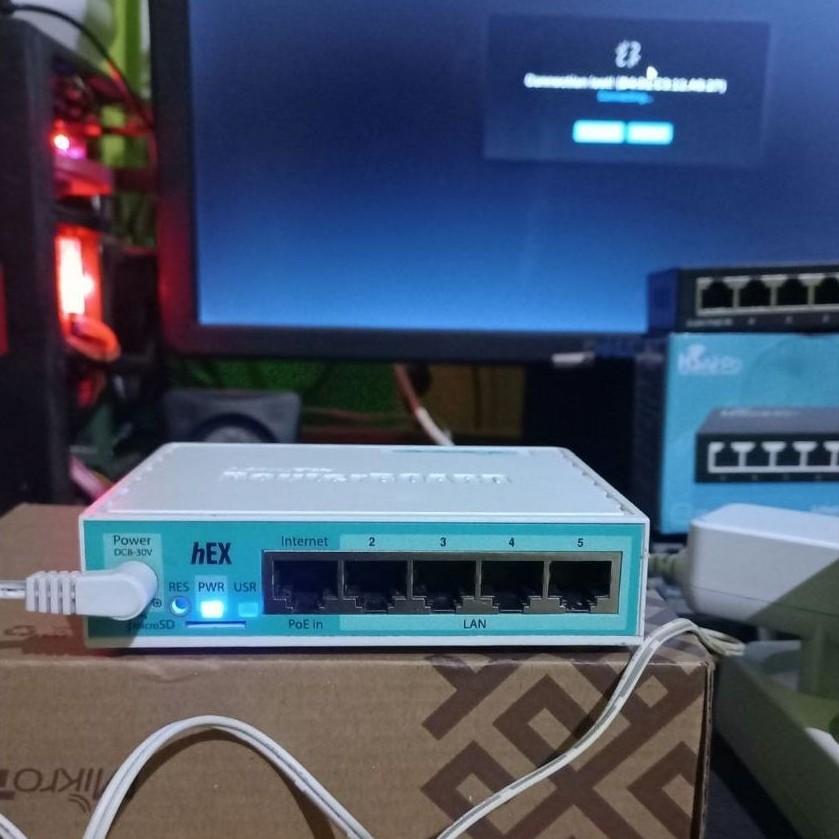 MIKROTIK RB750GR3 FULL HOTSPOT SIAP PAKAI