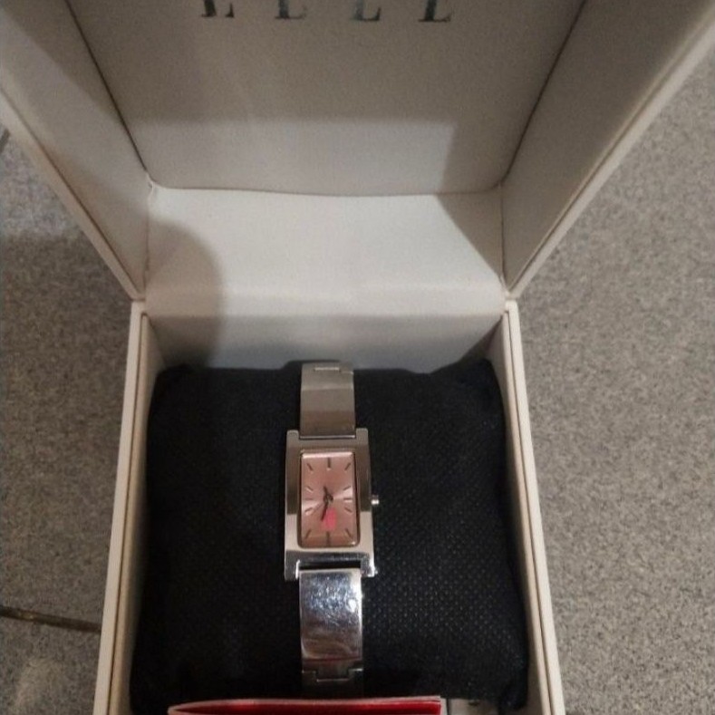 Jam tangan Elle ori second