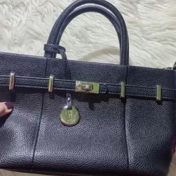 preloved/pl/second/bekas tas rotelli