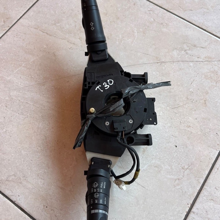 Saklar Xtrail T30 Fullset Ori Copotan