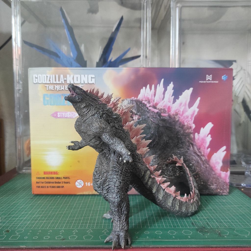 Hiya Toys Stylist Godzilla evolved Godzilla x kong the new empire