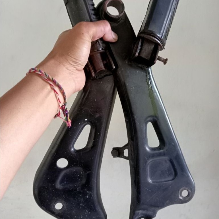 Footstep Set Megapro MP Hiu Original 2001-2006