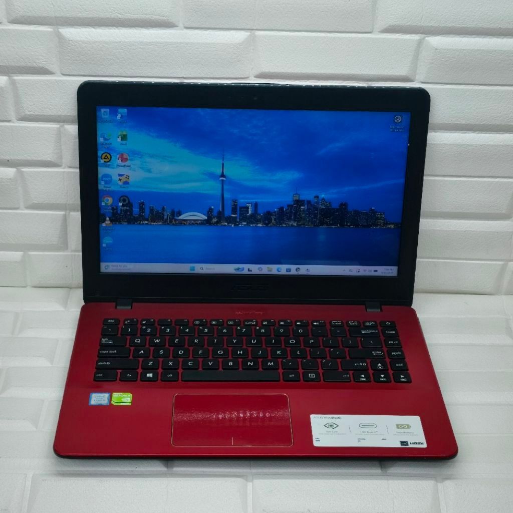 ASUS X422URR CORE i5-8250U MX930 4/256/1TB