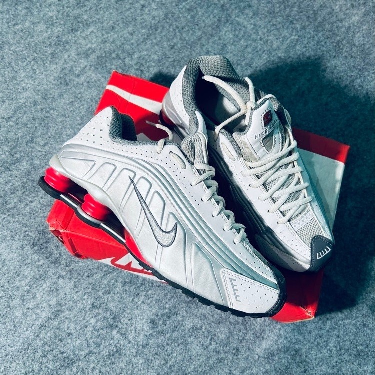 shox r4 metallic