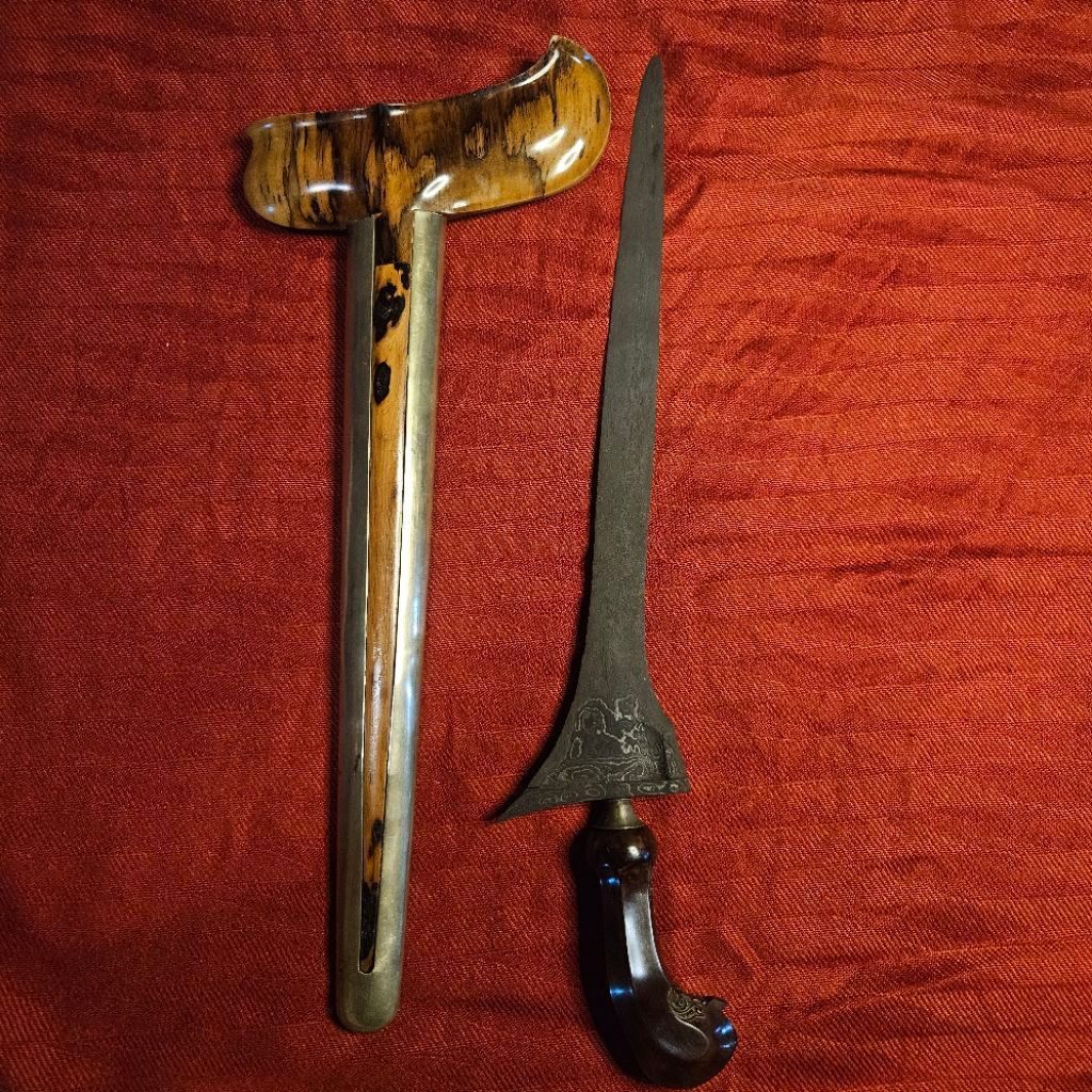 Keris Brojol Pamor Rojo Gundolo Majapahit Sepuh
