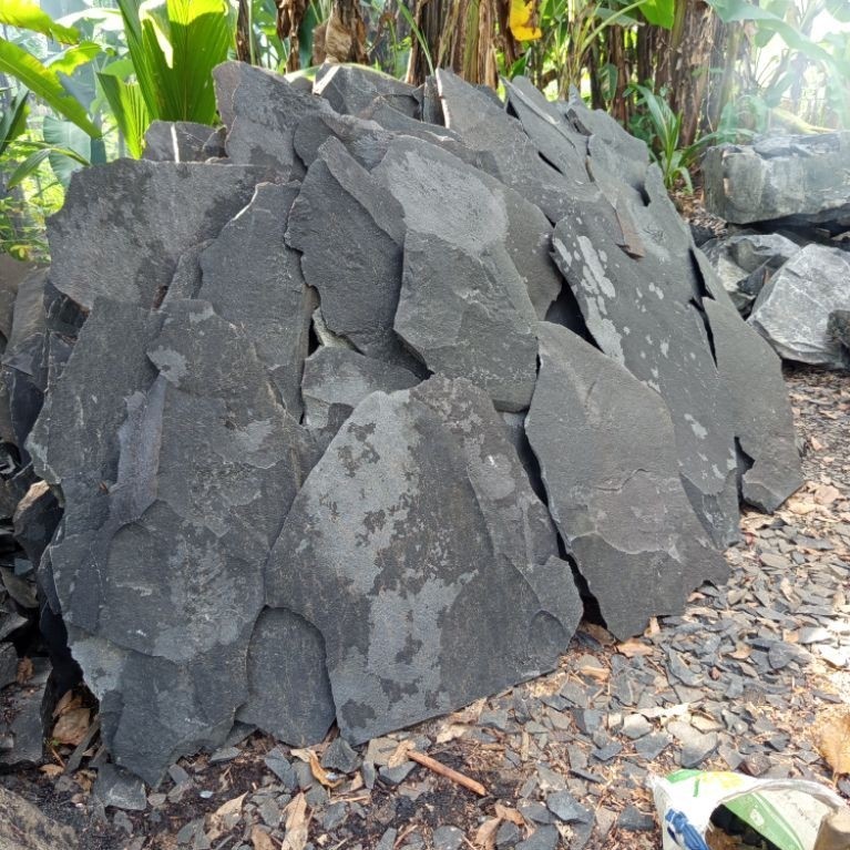 batu tempel hitam - batu templek hitam - batu belah lantai - batu alam hitam - batu rempel dinding l