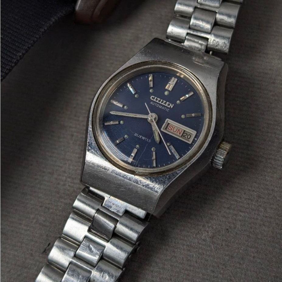 80's Citizen Quickset-Date Striking Blue Automatic 21-jewels (ladies)