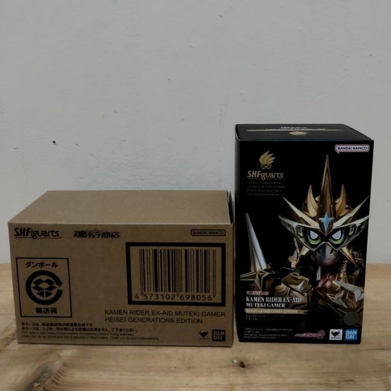 SHF Kamen Rider Ex Aid Muteki Gamer Heisei Generation Edition