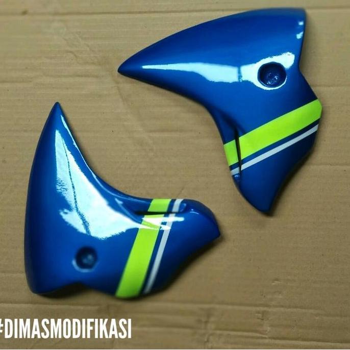 Kupingan Spakbor Depan GSX R150 Ala Moto GP Tambahan Spakbor Depan GSX R150