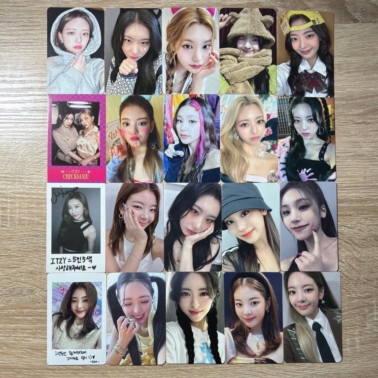Pc photocard yeji lia ryujin chaeryeong yuna itzy crazy in love checkmate cheshire notshy gwbg girls