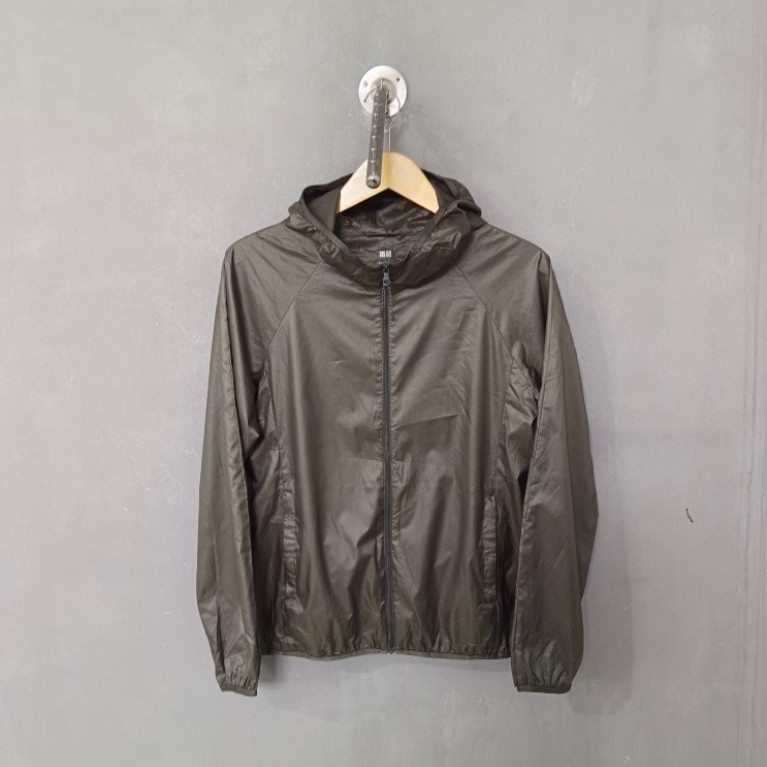 Uniqlo Lightweight Running Jacket Packable