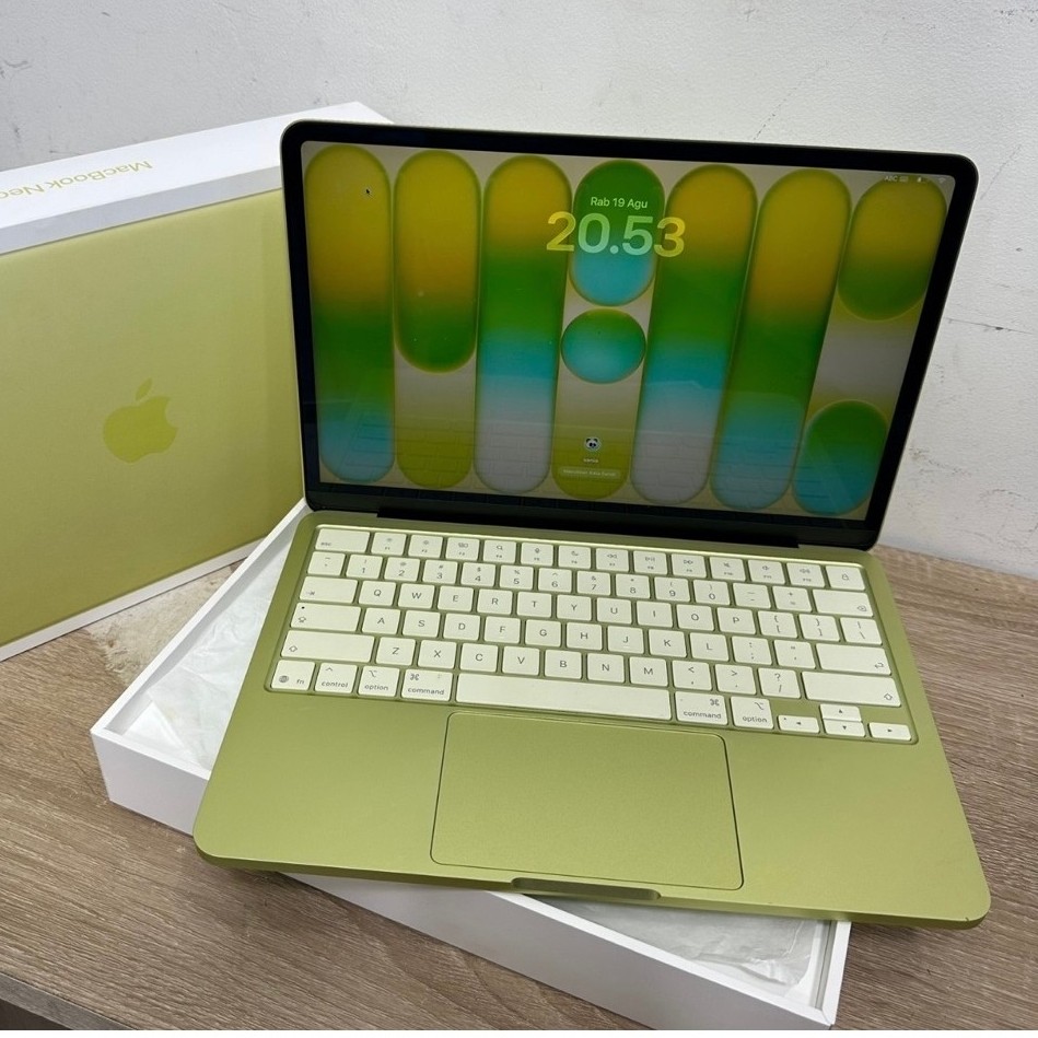 Macbook neo 256gb like new resmi ibox