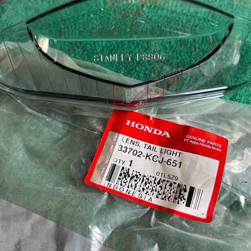 33702-KCJ-651 HGP AHM 100% ORIGINAL MIKA LAMPU BELAKANG STOPLAMP BENING TIGER REVO 33702KCJ651 ORIGI
