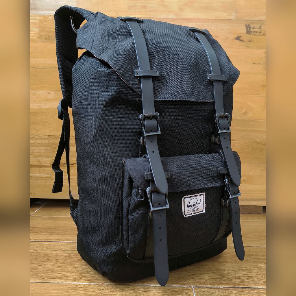 Original Herschel Little America Backpack