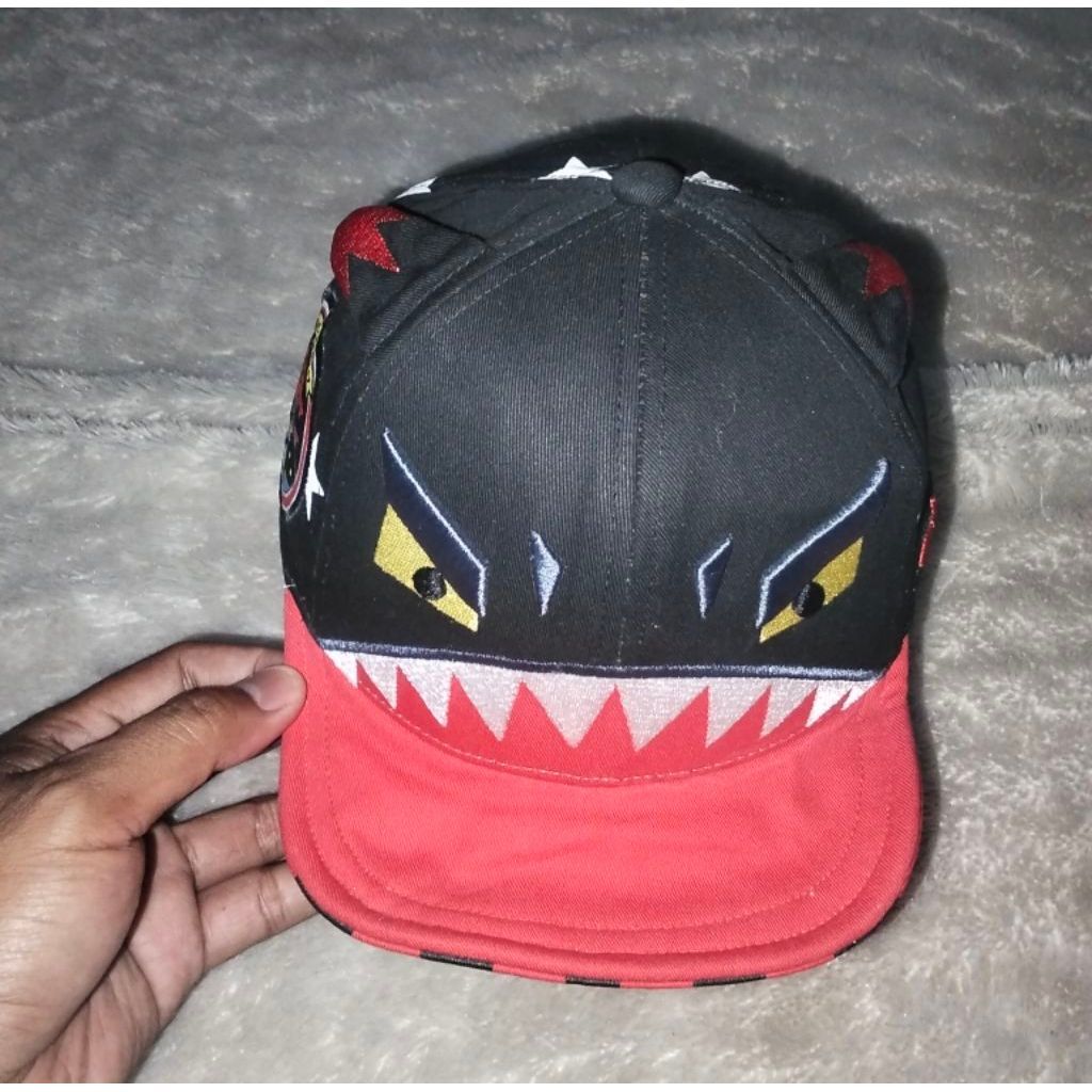 Topi Elstinko Visor Pendek Size 55cm - 58cm Second