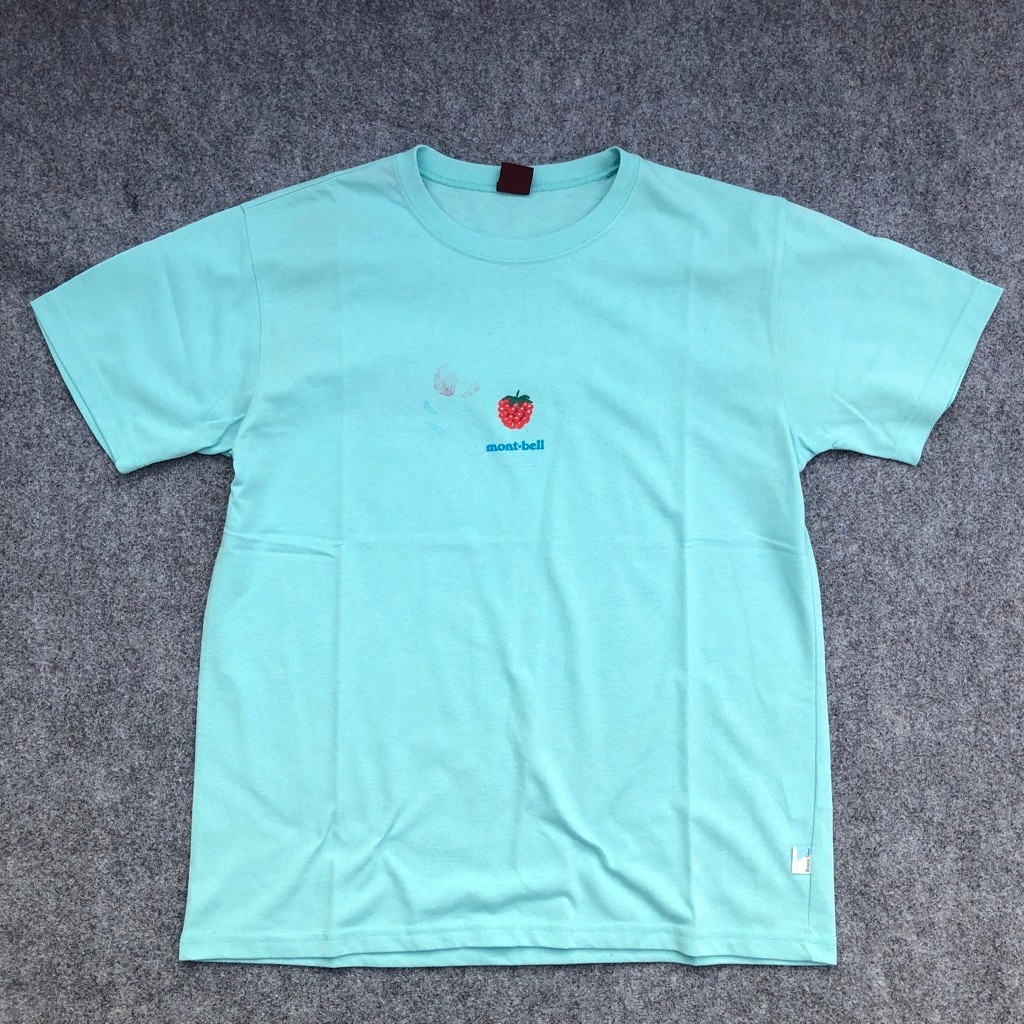Kaos montbell ada kotor noda bisa hilang