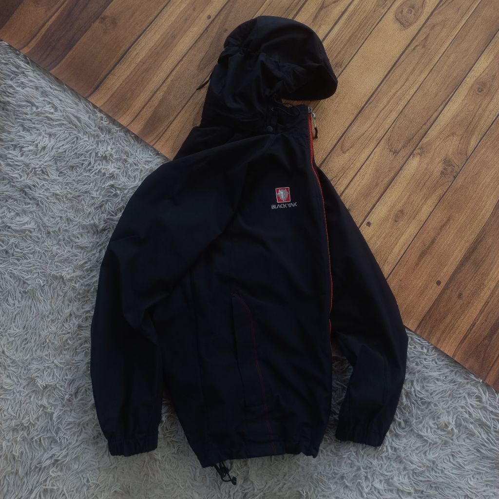 Jaket Outdoor Blackyak Gorpcore Windstopper Waterproof NOT goretex blocktech running sports lightwei