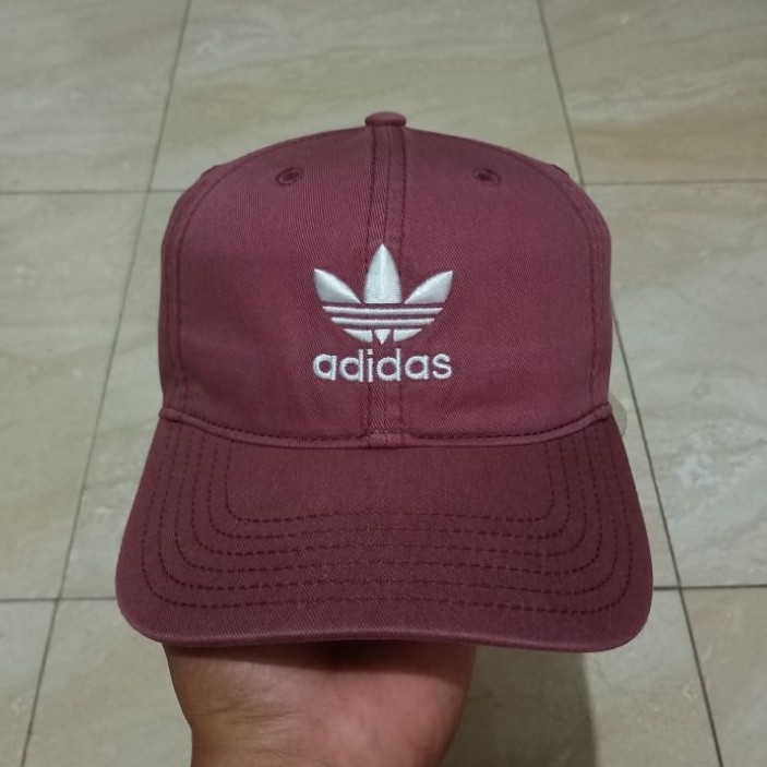 Topi Adidas trefoil logo center Burgundy adjustable caps Original