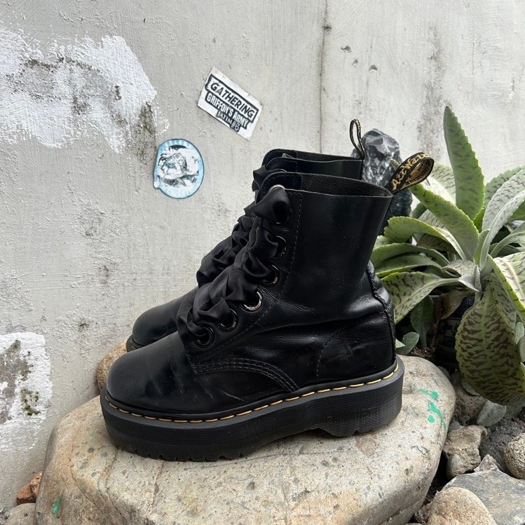 Dr.Martens Molly Jadon Black Leather