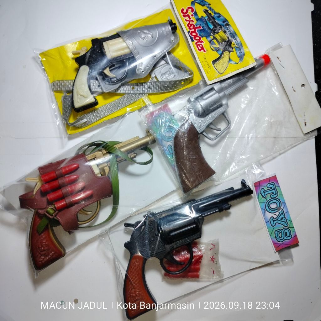 MAINAN PISTOLAN KOBOI, PISTOLAN JADUL, MAINAN JADULAN, MAINAN NOSTALGIA 90AN