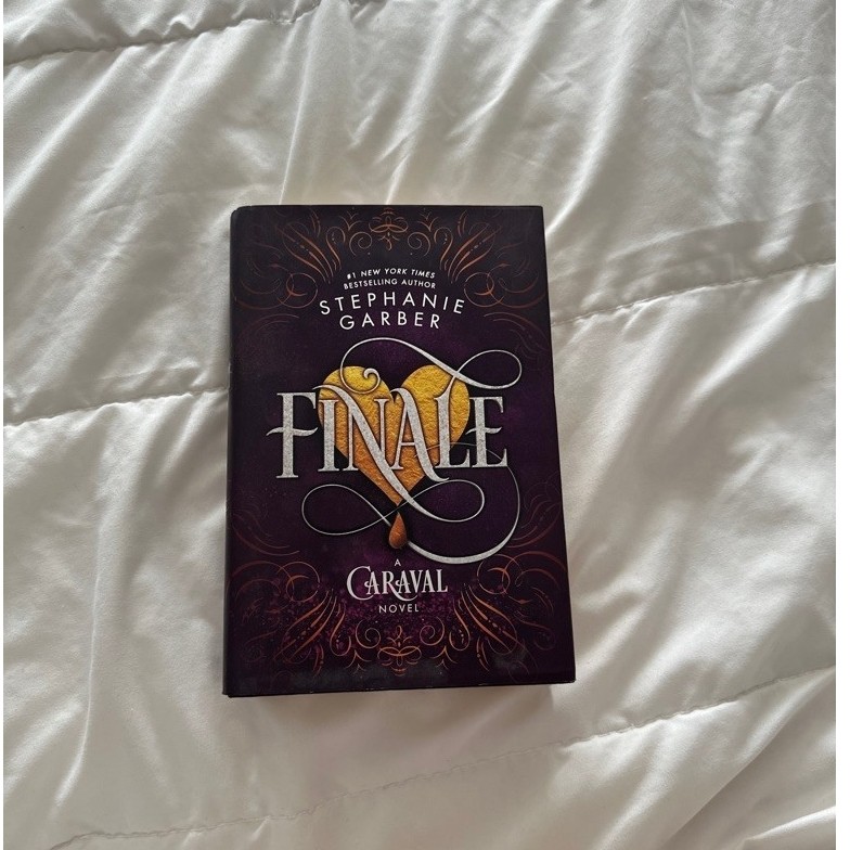 (preloved) Finale by Stephanie Garber (HC)