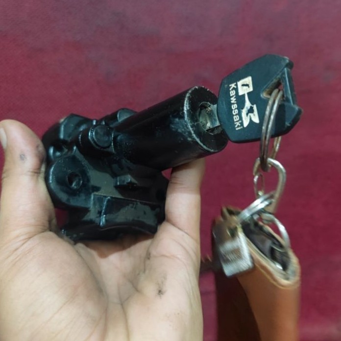 kunci kontak ninja 250r karbu