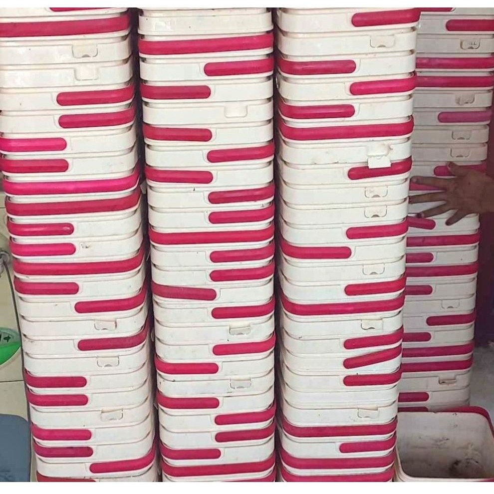 Ember Plastik Kotak 5kg - Tahan Lama, Kapasitas Besar, Cocok untuk Berbagai Kebutuhan