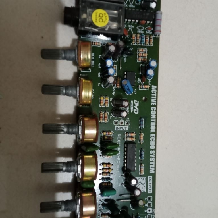 kit pre amp Mic echo stereo  sesuai foto