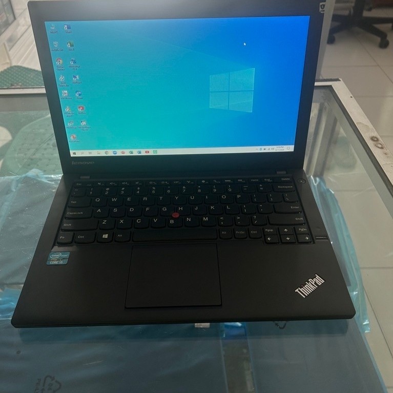Laptop Thinkpad X240 i5 Gen4