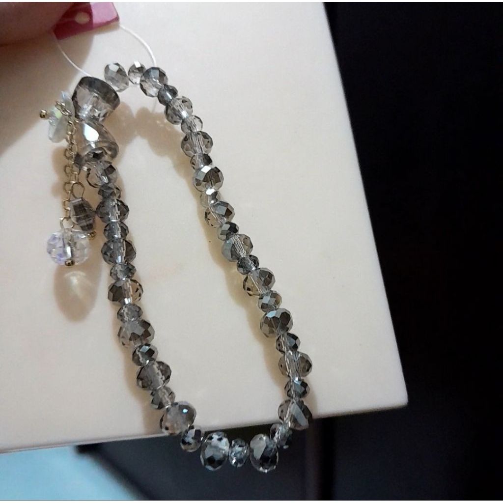 Gelang Beads Kristal Black/ Gelang Kristal Beads Hitam/ Gelang Kristal Beads Bunga Warna Hitam/ Gela